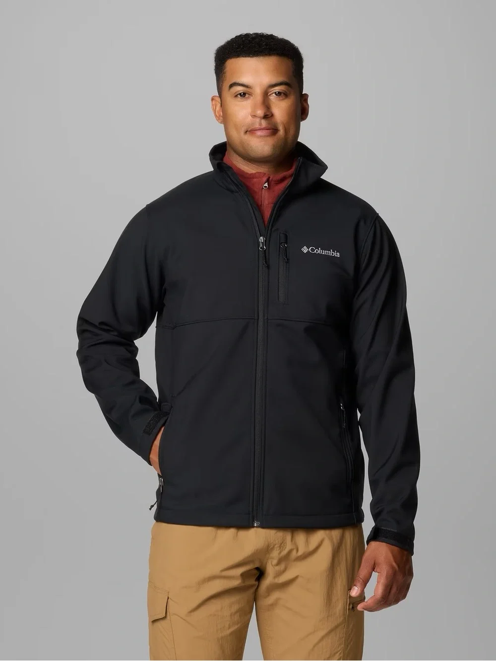 Columbia Ascender Softshell Jacket - Black. XL
